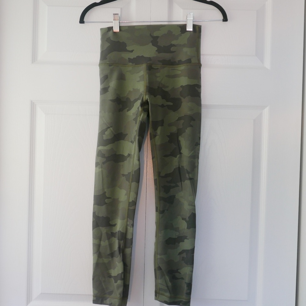 Lululemon Athletica Green Camouflage Leggings